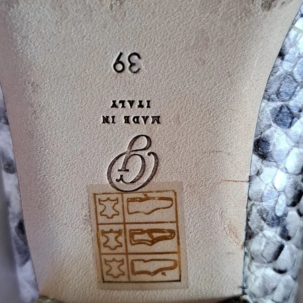 M Gemi snakeskin ballet flats w/ squared off toe 39 (8.5) - Picture 8 of 12